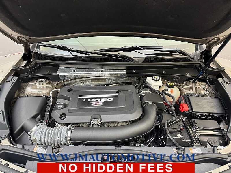 Used 2023 Cadillac XT4 Sport w/ Trailering Package AWD/4WD image 10