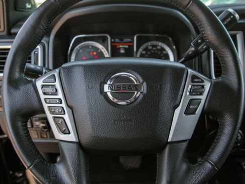 Used 2019 Nissan Titan SL w/ Midnight Edition AWD/4WD image 17