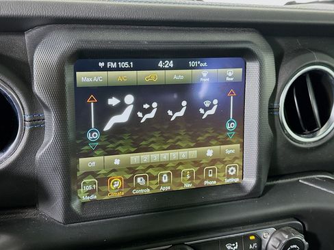 Used 2021 Jeep Wrangler Unlimited Rubicon 4xe AWD/4WD image 24