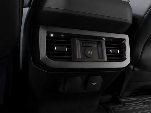 Used 2024 Ford F350 Platinum w/ FX4 Off-Road Package image 26