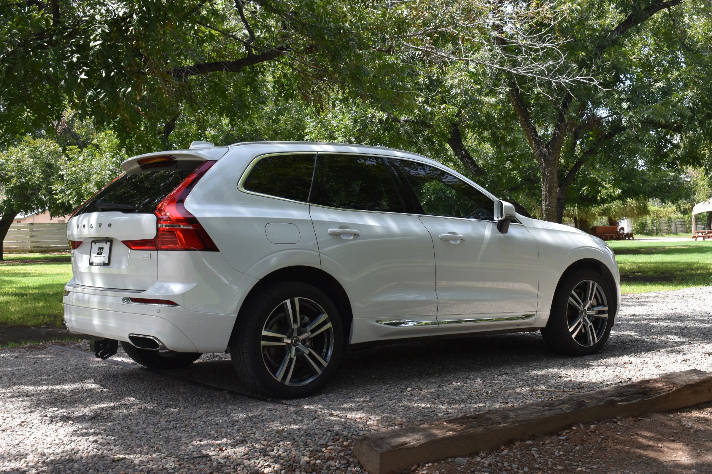 Used 2021 Volvo XC60 T8 Inscription Expression w/ Advanced Package AWD/4WD image 5