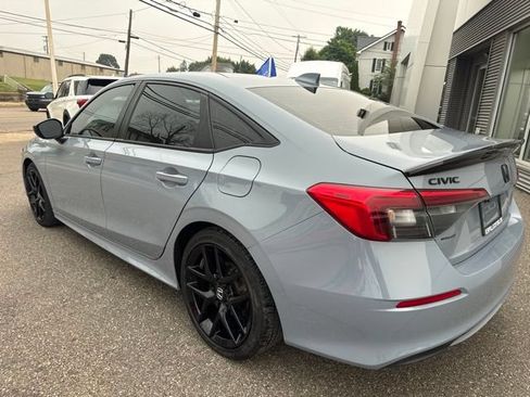 Used 2022 Honda Civic Sport image 8