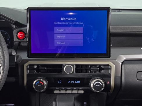 Used 2025 Toyota Tacoma TRD Sport AWD/4WD image 22