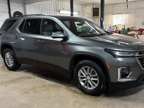 Used 2022 Chevrolet Traverse LT image 23