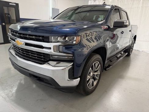 Used 2020 Chevrolet Silverado 1500 LT w/ All-Star Edition AWD/4WD image 23