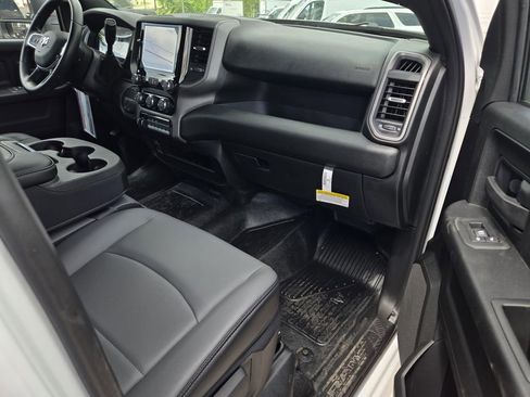 New 2026 RAM 5500 Tradesman w/ Chrome Appearance Group AWD/4WD image 12