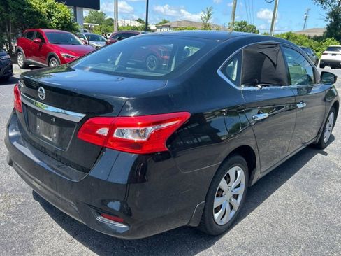 Used 2017 Nissan Sentra S image 5