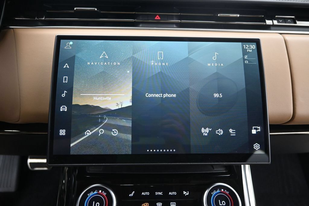 Used 2023 Land Rover Range Rover Sport SE AWD/4WD image 26