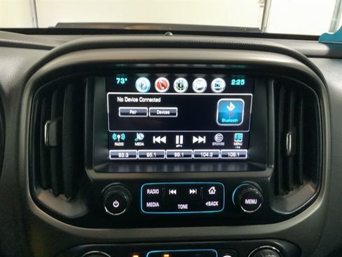 Used 2018 Chevrolet Colorado Z71 AWD/4WD image 29