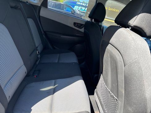 Used 2019 Hyundai Kona SEL image 11