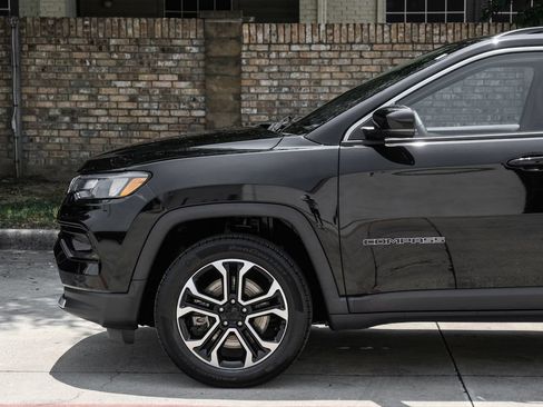 Used 2023 Jeep Compass Limited AWD/4WD image 21