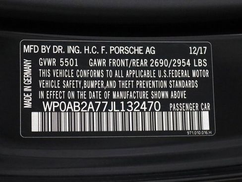 Used 2018 Porsche Panamera 4S image 34