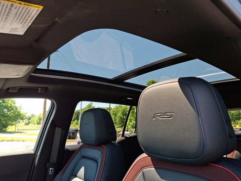 Used 2025 Chevrolet Equinox RS w/ Safety and Technology Package AWD/4WD image 15