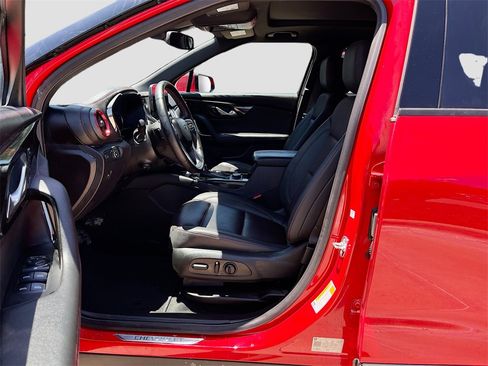 Used 2023 Chevrolet Blazer RS w/ Enhanced Convenience Package image 21