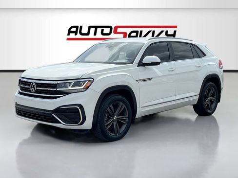 Used 2021 Volkswagen Atlas Cross Sport SE FWD image 3