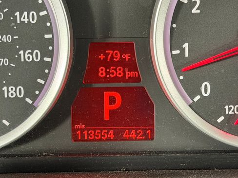 Used 2010 BMW X6 M AWD/4WD image 21