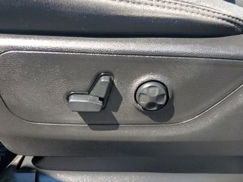 Certified 2019 RAM 1500 Big Horn image 25