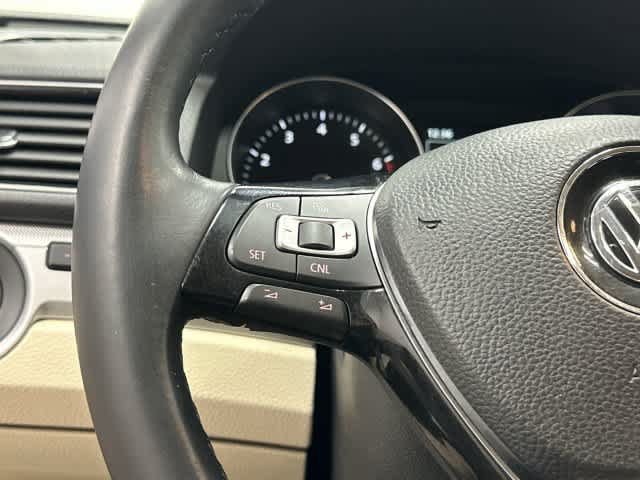 Used 2019 Volkswagen Passat 2.0T Wolfsburg w/ Wheels & Sunroof Package FWD image 17
