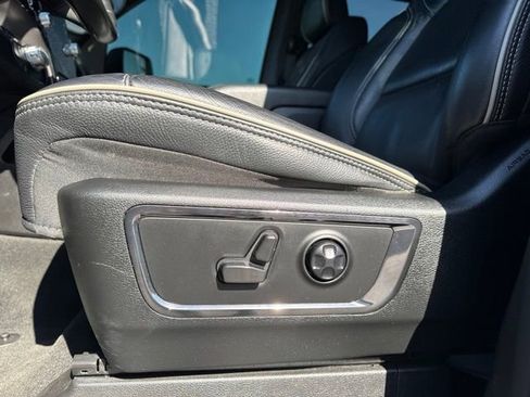 Used 2023 RAM 1500 Limited AWD/4WD image 28