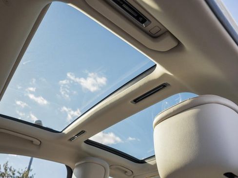 Certified 2022 Mercedes-Benz S 500 4MATIC image 33