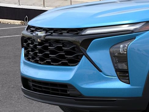 New 2026 Chevrolet Trax LT w/ Driver Confidence Package FWD image 13