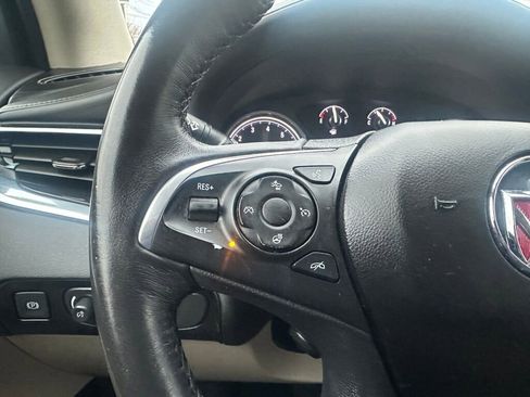 Used 2020 Buick Enclave Premium w/ Sun and Sites Package image 15