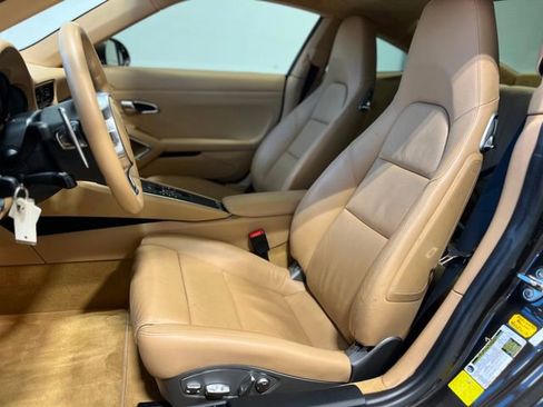 Used 2013 Porsche 911 Carrera 4S image 22