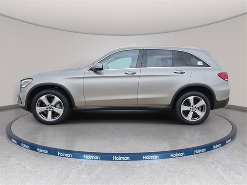 Used 2022 Mercedes-Benz GLC 300 image 9