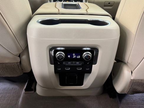 Used 2021 GMC Yukon Denali image 23