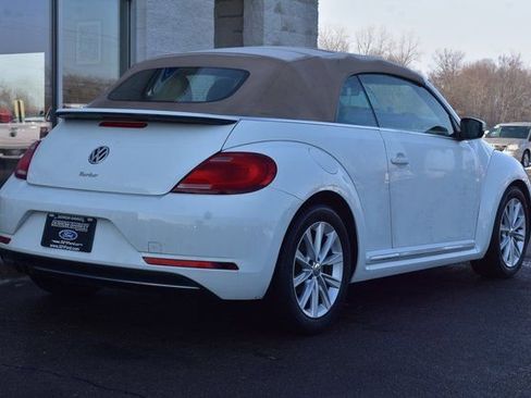 Used 2018 Volkswagen Beetle 2.0T Coast image 11
