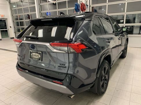 Used 2021 Toyota RAV4 XSE w/ XSE Grade Weather Package image 16