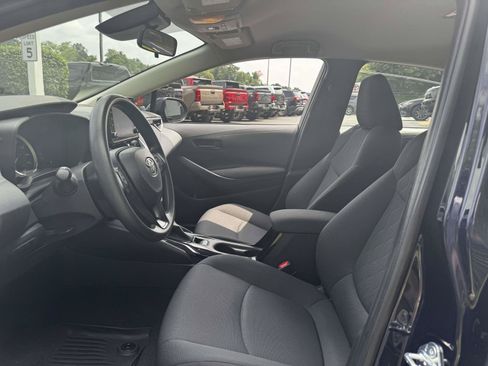 Used 2022 Toyota Corolla LE FWD image 18