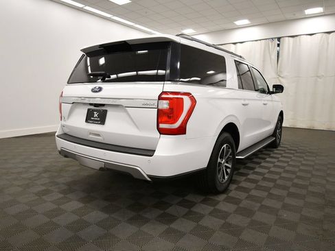 Used 2018 Ford Expedition Max XLT w/ Equipment Group 202A AWD/4WD image 8