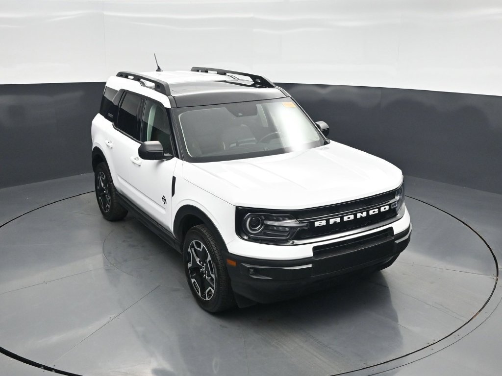 Certified 2023 Ford Bronco Sport Outer Banks w/ Tech Package AWD/4WD image 37