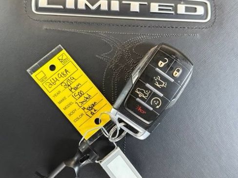 Used 2019 RAM 1500 Limited AWD/4WD image 38