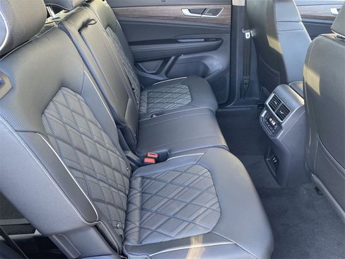 New 2026 Volkswagen Atlas SEL Premium R-Line image 9