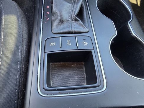 Used 2019 Kia Sorento S image 25