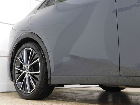 Used 2024 Toyota Prius XLE image 13