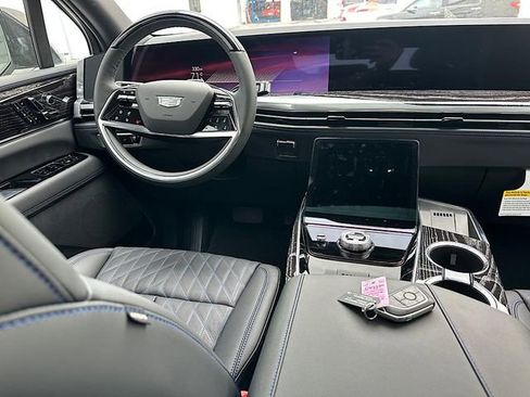 New 2025 Cadillac Escalade IQ Sport 1 w/ Smart Trailering package image 18