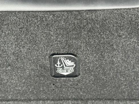 Used 2022 Lexus UX 250h w/ Premium Package image 20