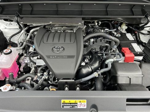 New 2026 Toyota Highlander XSE image 26