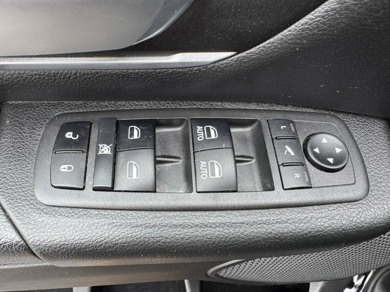 Used 2022 RAM 1500 Big Horn AWD/4WD image 14