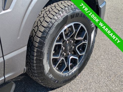 Certified 2022 Ford F150 XLT w/ Equipment Group 302A High image 12