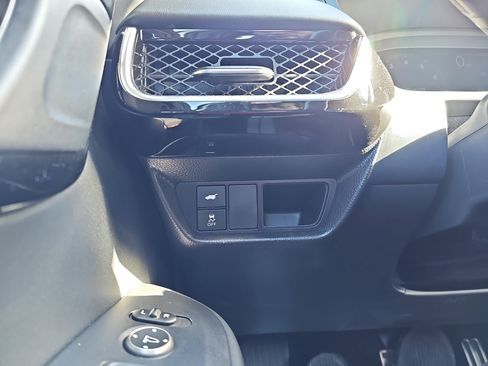 Certified 2025 Acura ADX A-Spec image 25