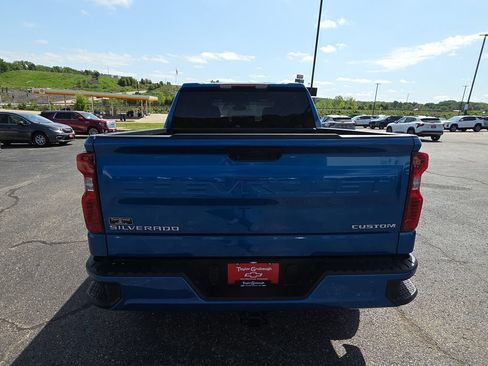 Used 2022 Chevrolet Silverado 1500 Custom AWD/4WD image 7