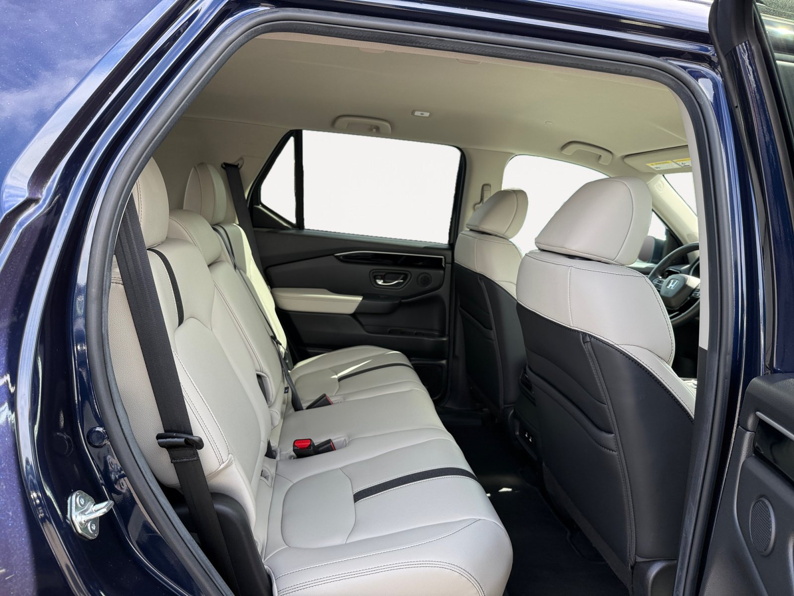 Used 2026 Honda Passport RTL image 18