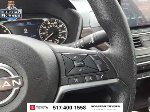 Used 2024 Nissan Altima 2.5 SV FWD image 19
