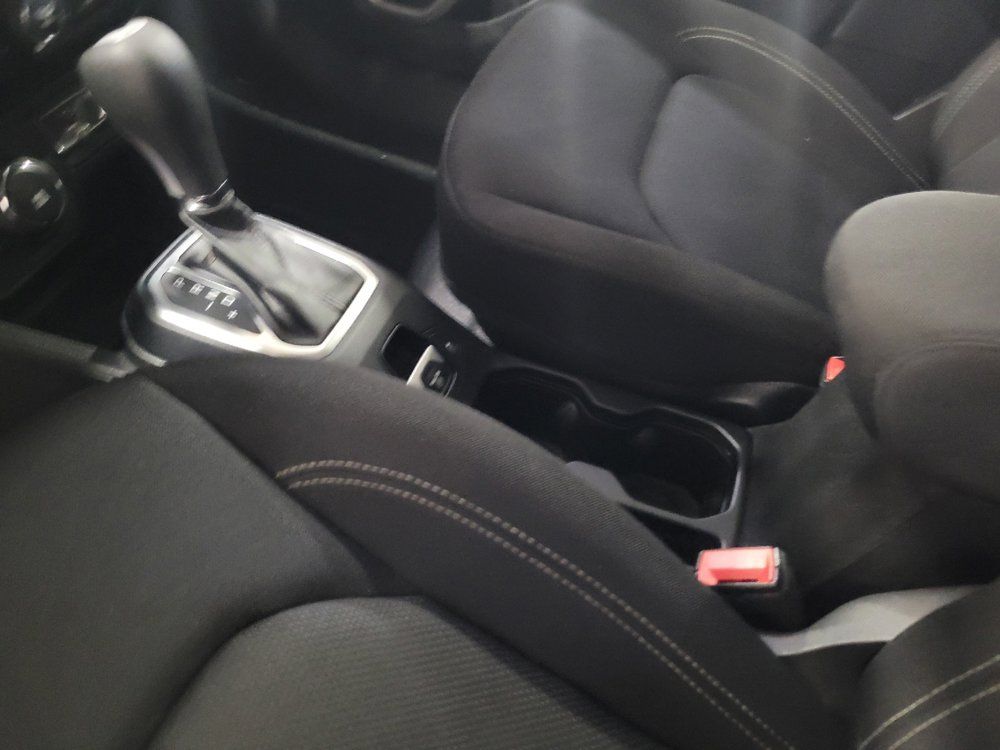 Used 2020 Jeep Renegade Sport AWD/4WD image 26