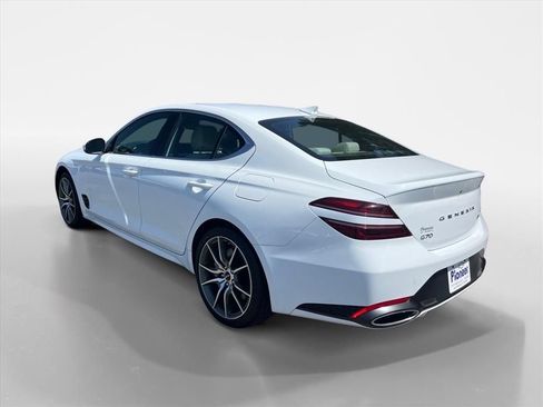 Used 2025 Genesis G70 2.5T AWD/4WD image 3