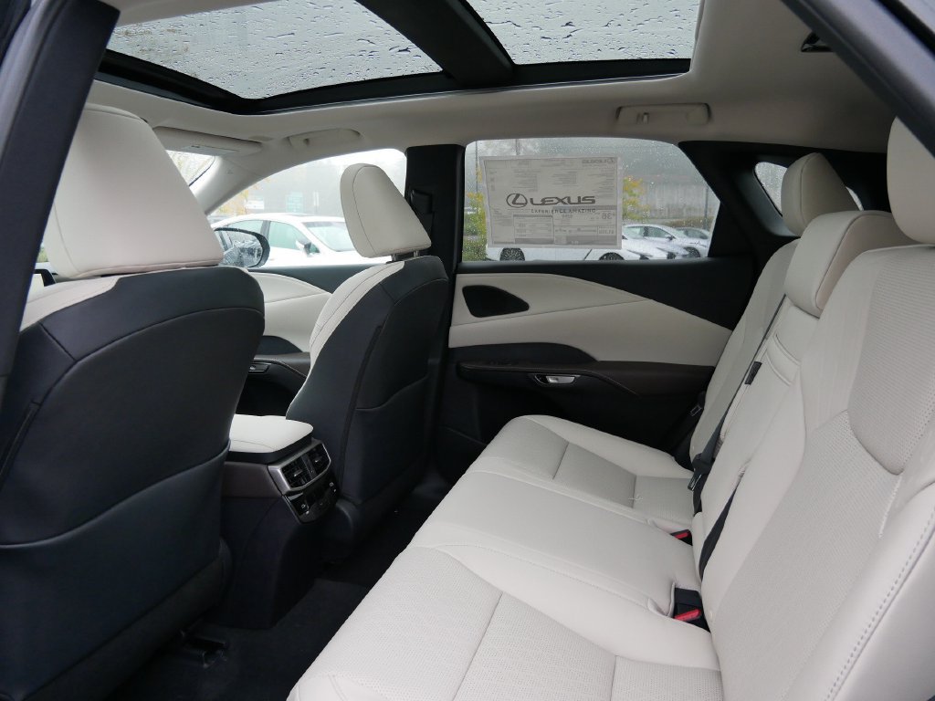 New 2026 Lexus RX 350 w/ Convenience Package AWD/4WD image 11